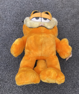 Garfield Plushie