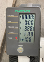 Tunturi R710 Rowing Machine - 3