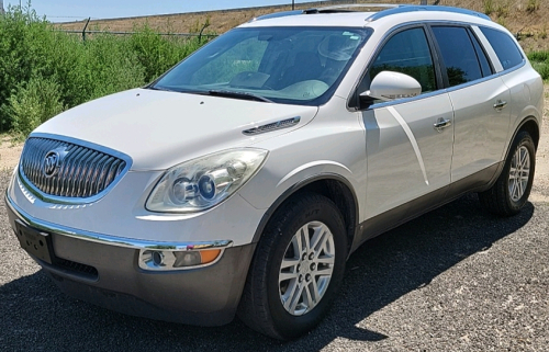 2008 Buick Enclave - 3rd Row!