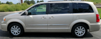 2014 CHRYSLER TOWN & COUNTRY - 66K MILES! - 3