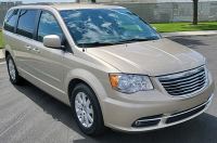 2014 CHRYSLER TOWN & COUNTRY - 66K MILES! - 8