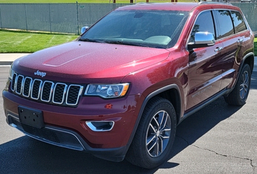 2017 JEEP GRAND CHEROKEE - 4X4!