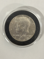 (2) Kennedy Half Dollars 1968/ 1969 - 3