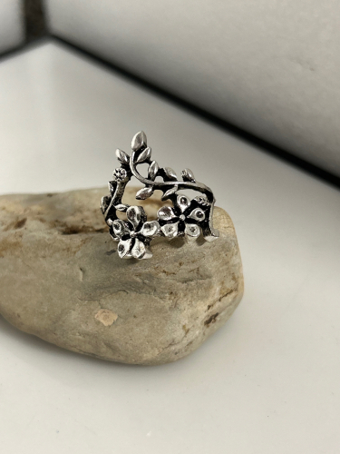 Silver Plated Flower Ring