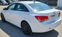 2011 CHEVROLET CRUZE - AC BLOWS COLD - RUNS WELL - 4