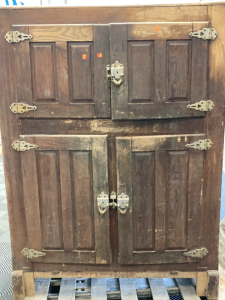 Vintage Wood Ice Chest