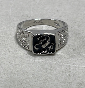(1) Black And Silver .925 Ring Size 9-1/2