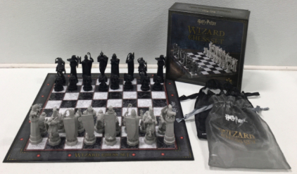 Harry Potter Wizard Chess Set