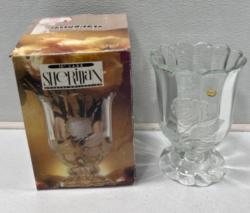 10&rdquo; Sheridan Crystal Vase