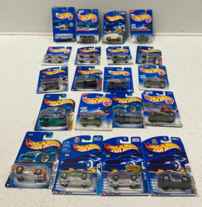 (16) Hotwheels