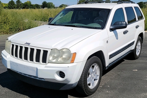 2006 JEEP GRAND CHEROKEE - 4X4!