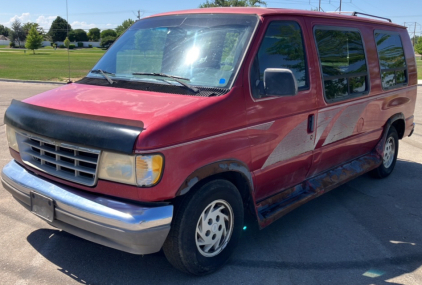 1994 FORD E-150 - CAMPER VAN 5.0L V-8