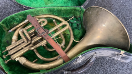 Vintage French Horn w/Case