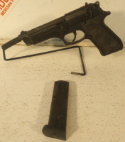 Beretta 92FS, 9mm Parabellum Semi Automatic Pistol