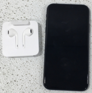 Locked Black Apple IPhone XR 64GB Comes With EarPods