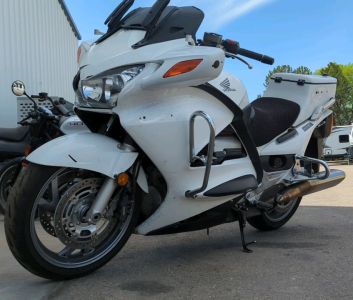 2015 HONDA ST1300PA - POLICE BIKE!