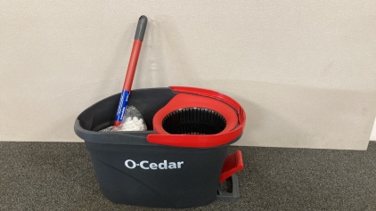 O-Cedar Mop Bucket