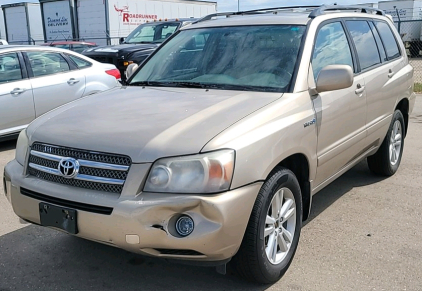 2006 TOYOTA HIGHLANDER - 4x4!