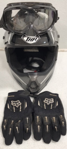 (1) THH Helmet Size XXL (1) UVex Goggles (1) Fox Gloves XXL Sp7