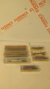 (2) Con Cor N-Scale Freight Train Cars (5) Model Power N-Scale Train Freight Cars