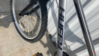 24’’ Huffy Rock Creek Silver Mountain Bike - 2