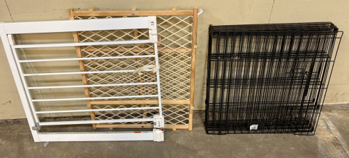 Metal Pet Play Pen and 2 Baby Gates