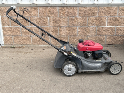 Honda HRX 217 Lawnmower