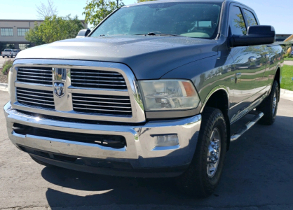 2010 RAM 2500 BIG HORN - 4X4 - LOW MILES!