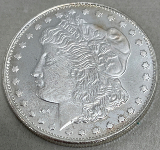 (1) 1983 Liberty One Troy Ounce Silver Coin