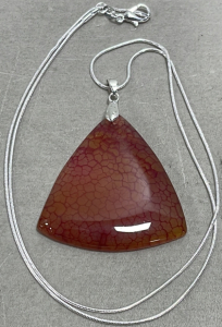 (1) 104.75ct Red And Yellow Dragon Veins Agate Triangle Gemstone .925 Necklace