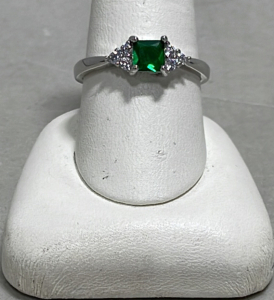 (1) Green Emerald Square Cut .925 Ring, Size 10