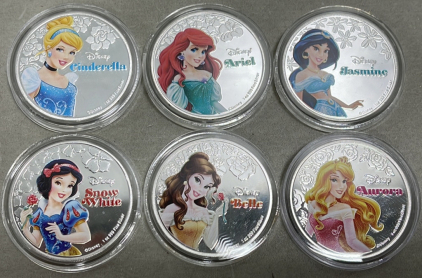 (6) Disney Princess Collectible Coins… Cinderella, Ariel, Jasmine, Snow White, Belle, Aurora