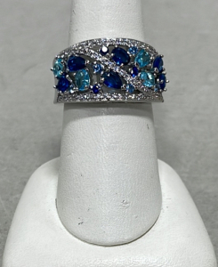 (1) Blue Sapphire & Amethyst Cut And Faceted .925 Ring, Size 8
