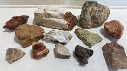 (12) Rough Gemstones and Rocks