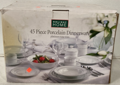 Holiday Home 45 Piece Porcelain Dinnerware Platinum Tone Trim