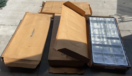 (4) 24&rsquo;&rsquo; x 48&rsquo;&rsquo; Lithonia Lighting Ceiling Light Panels
