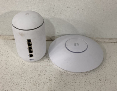 (1) Ubiquiti Networks UniFi AC Pro Cap (1) Ubiquiti UDR Wireless Router
