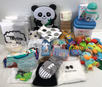 (3) Tillyou 2pk Crib Sheets, (1) Medela Breastpump Kit (1) Chunnel Muslin Swaddle Blanket & Lots More!!