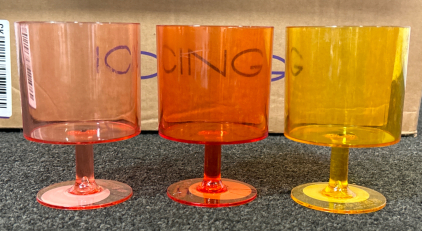 63 Autumn Plastic Party Glasses