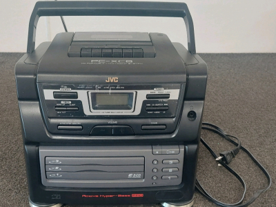 JVC Active Hyper-Bass Pro CD Portable Stereo