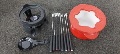 Cast Iron Fondue Set with Forks