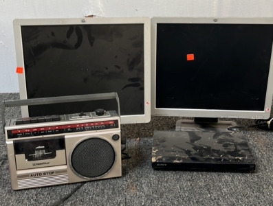 2 Monitors , Radio and Sony DVD Player