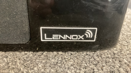 Lennox Speaker