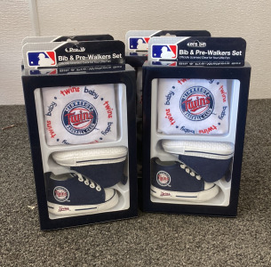 Minnesota Twins Bibs and Pre-Walkers Sets (4)