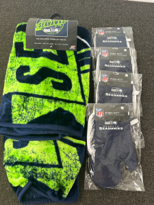 Brand New Seattle Seahawks Fan Gear!! Super Soft Throw & 4 Sets of Oven Mitt with Pot Holder