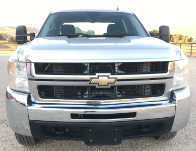 2009 CHEVROLET 2500 DURAMAX DIESEL - 117K MILES
