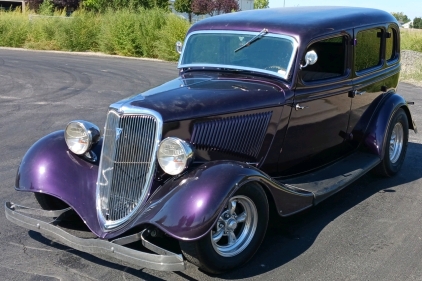 1934 FORD CROWN VICTORIA - BEAUTIFUL CONDITION - NICE MODS!