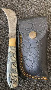 Folding Damascus Knife With Holder
