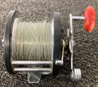 Vintage Penn Delmar Fishing Reel