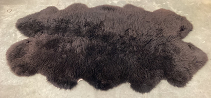 Snow Peak Sheepskin Rug